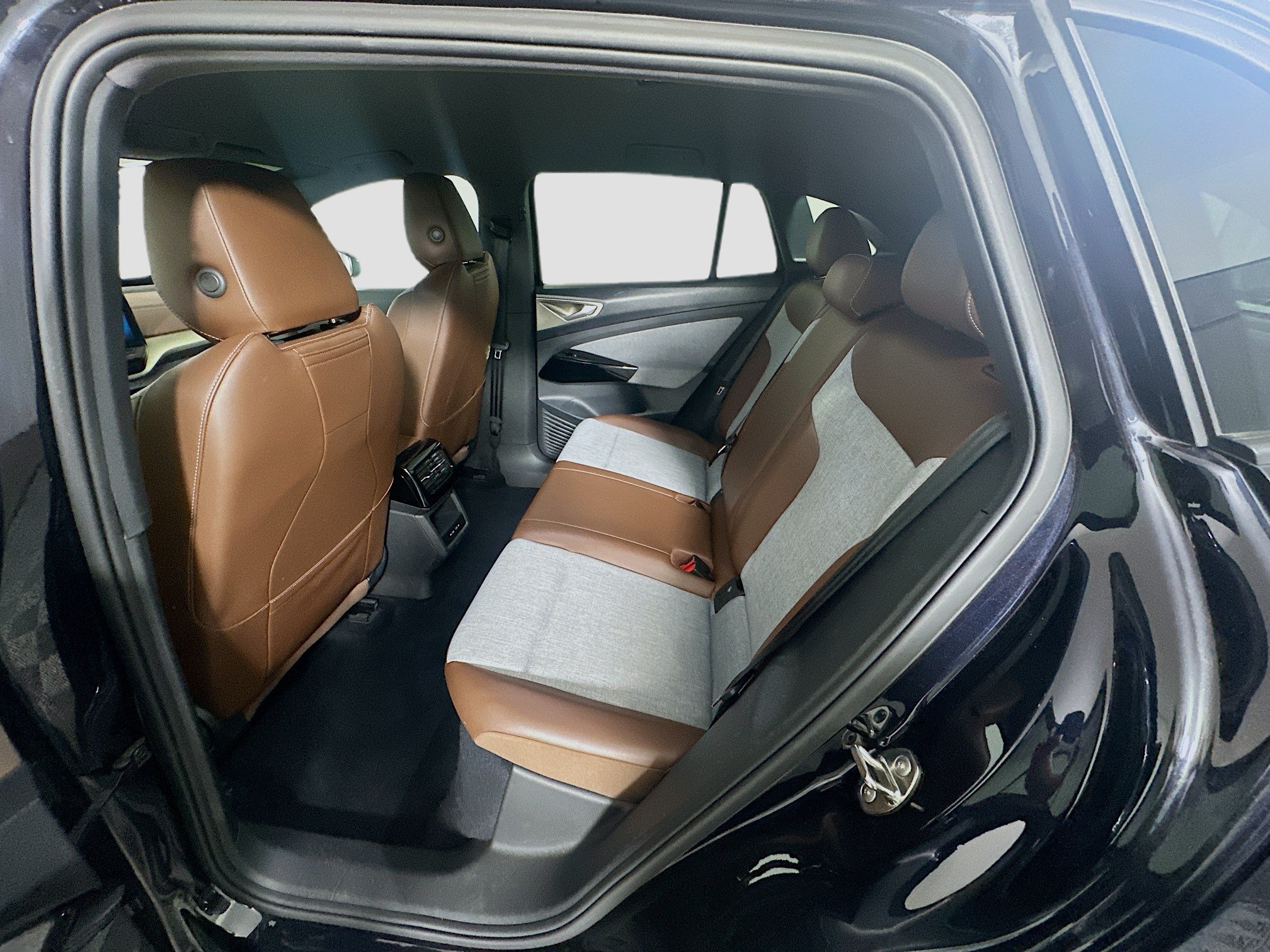 Used 2023 Volkswagen ID.4 Pro RWD image 28