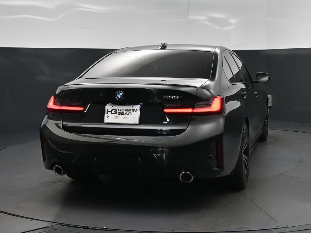 Used 2024 BMW 330i Sedan w/ M Sport Package RWD image 7