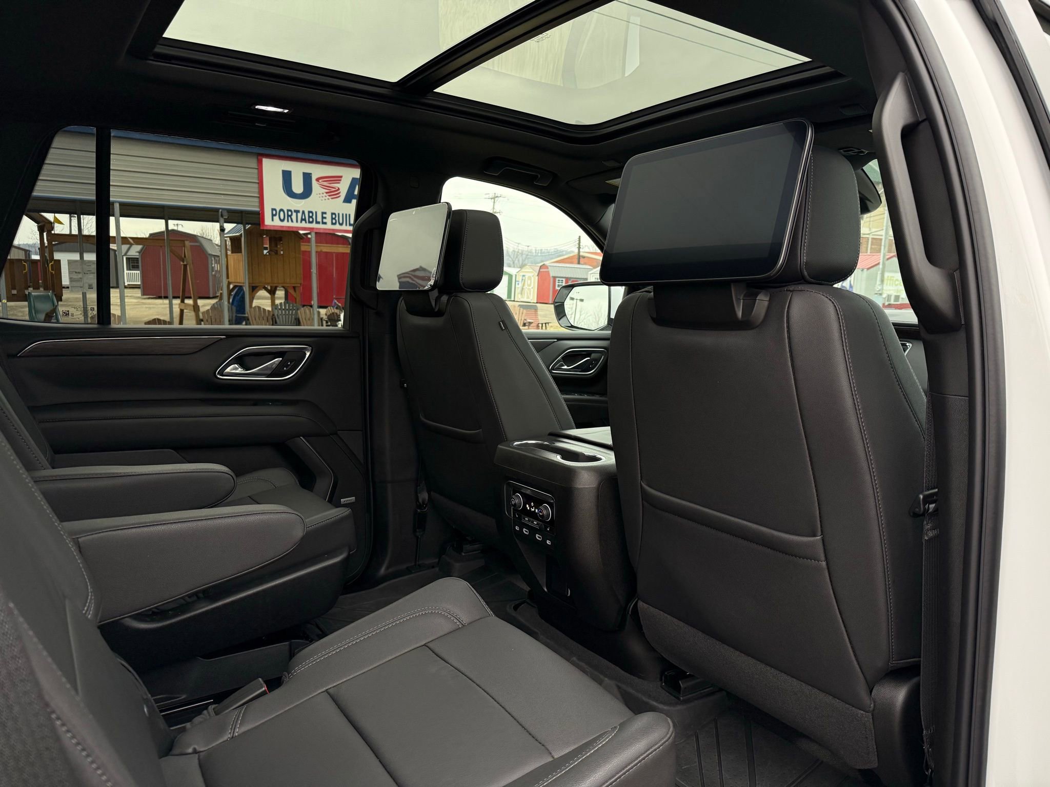 Used 2023 Chevrolet Tahoe Z71 image 35