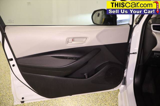 Used 2022 Toyota Corolla LE FWD image 29