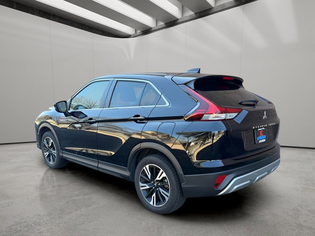 Used 2024 Mitsubishi Eclipse Cross SE image 3