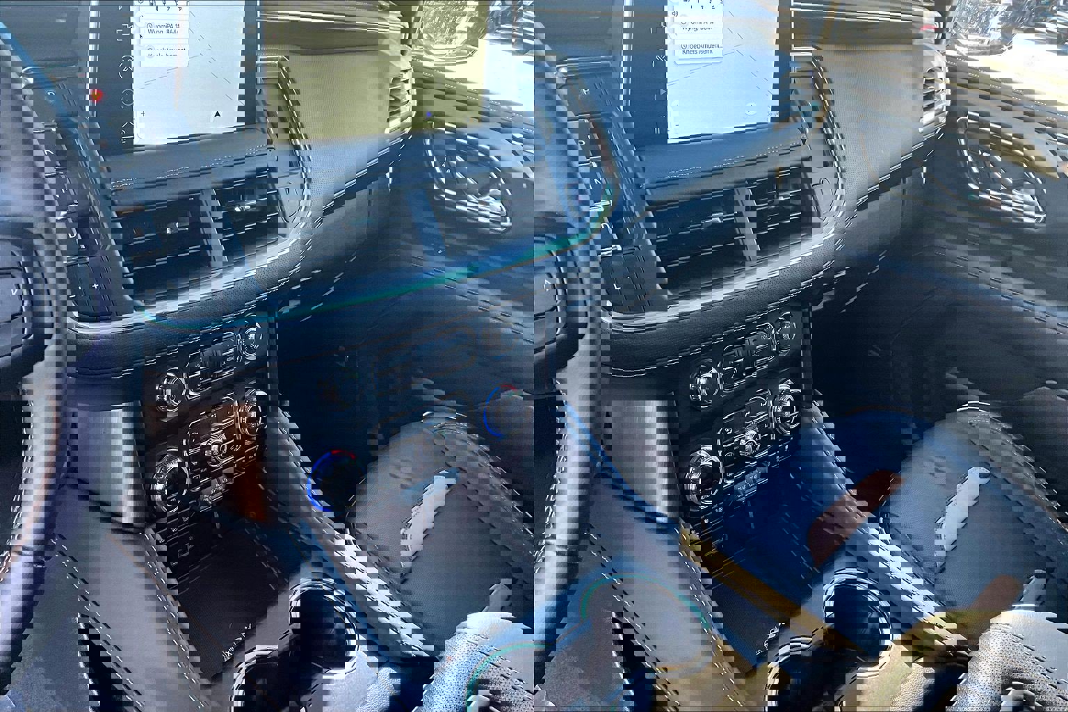 Used 2024 GMC Yukon AT4 w/ AT4 Premium Plus Package image 16