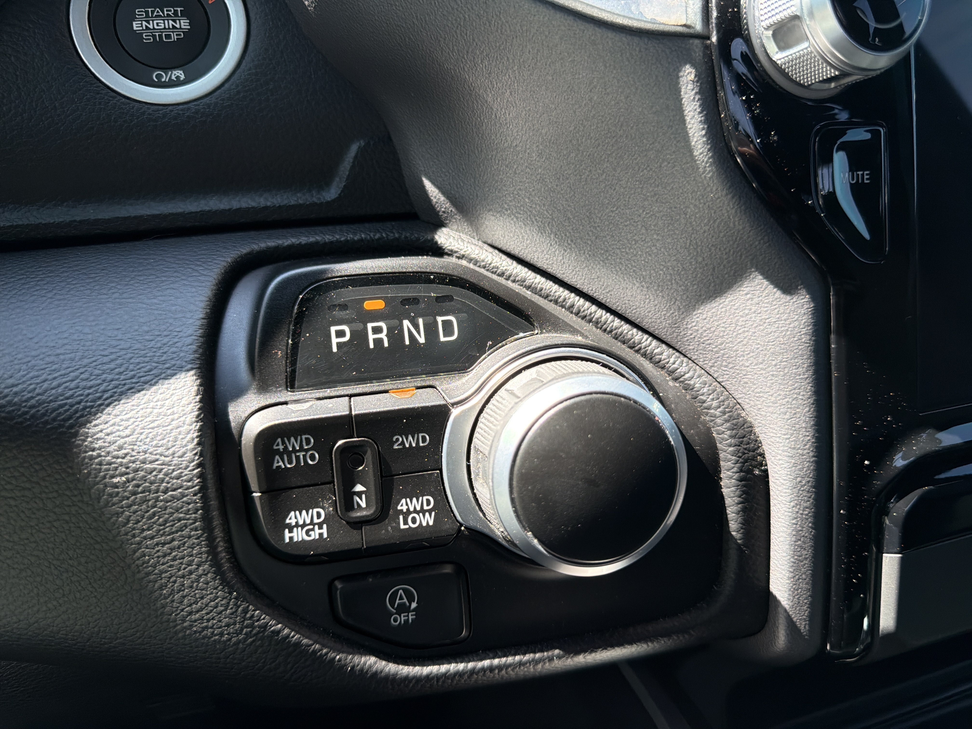Used 2022 RAM 1500 Big Horn AWD/4WD image 31