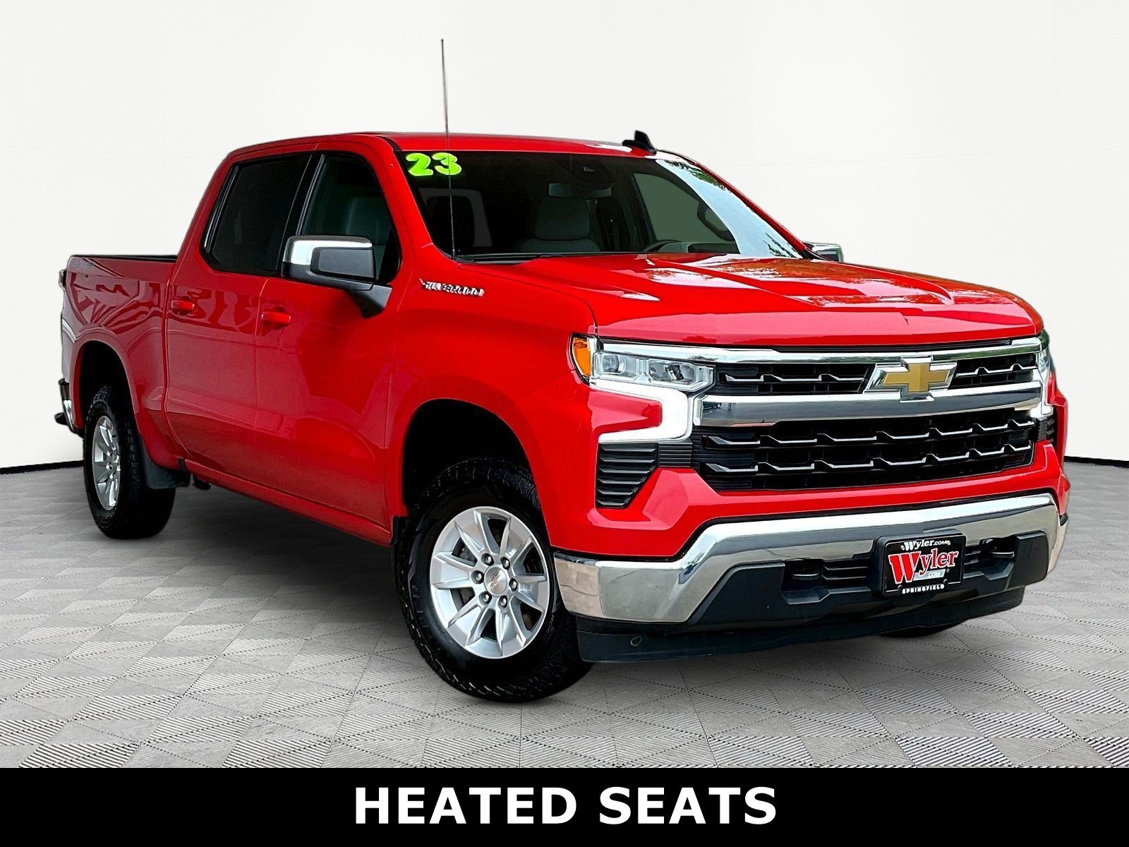 Used 2023 Chevrolet Silverado 1500 LT w/ Protection Package AWD/4WD image 3