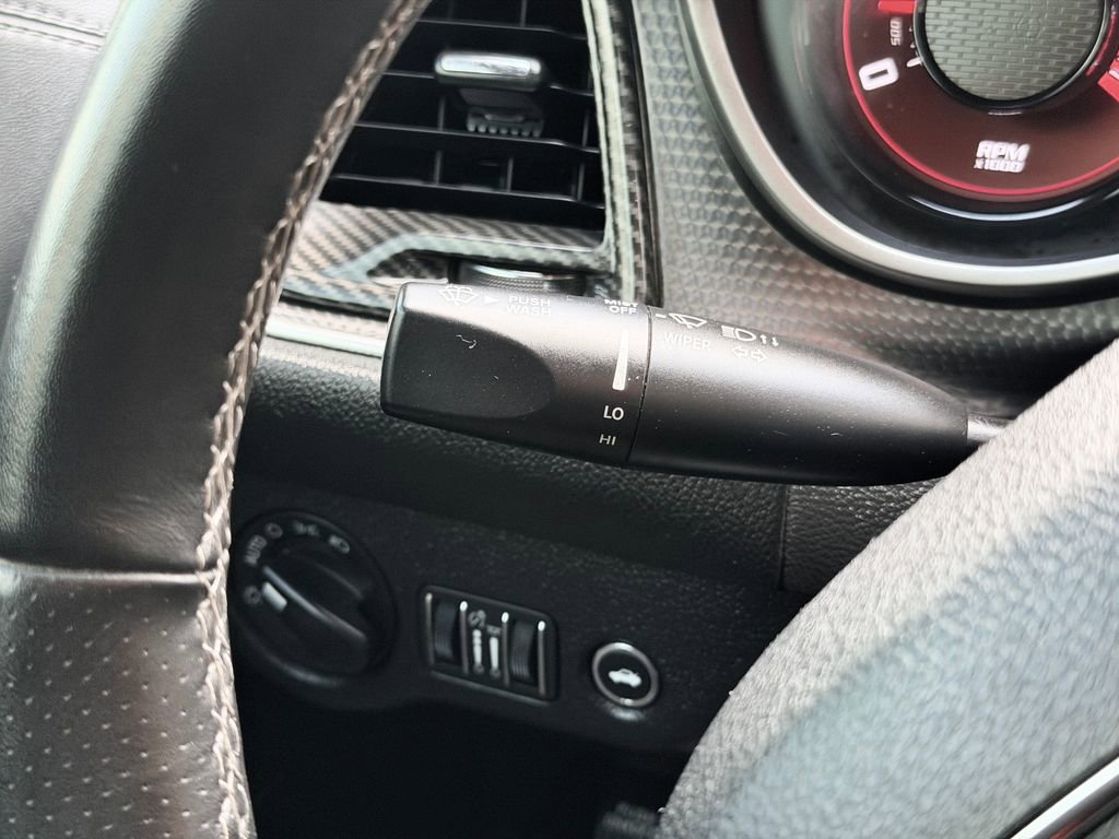 Used 2019 Dodge Challenger SRT Hellcat Redeye image 14