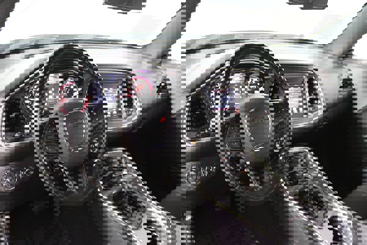 Used 2021 Dodge Challenger SXT image 7