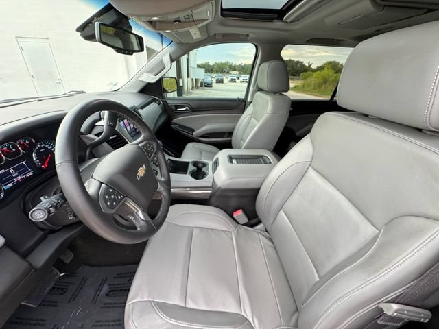 Used 2017 Chevrolet Suburban LT w/ Luxury Package RWD image 28