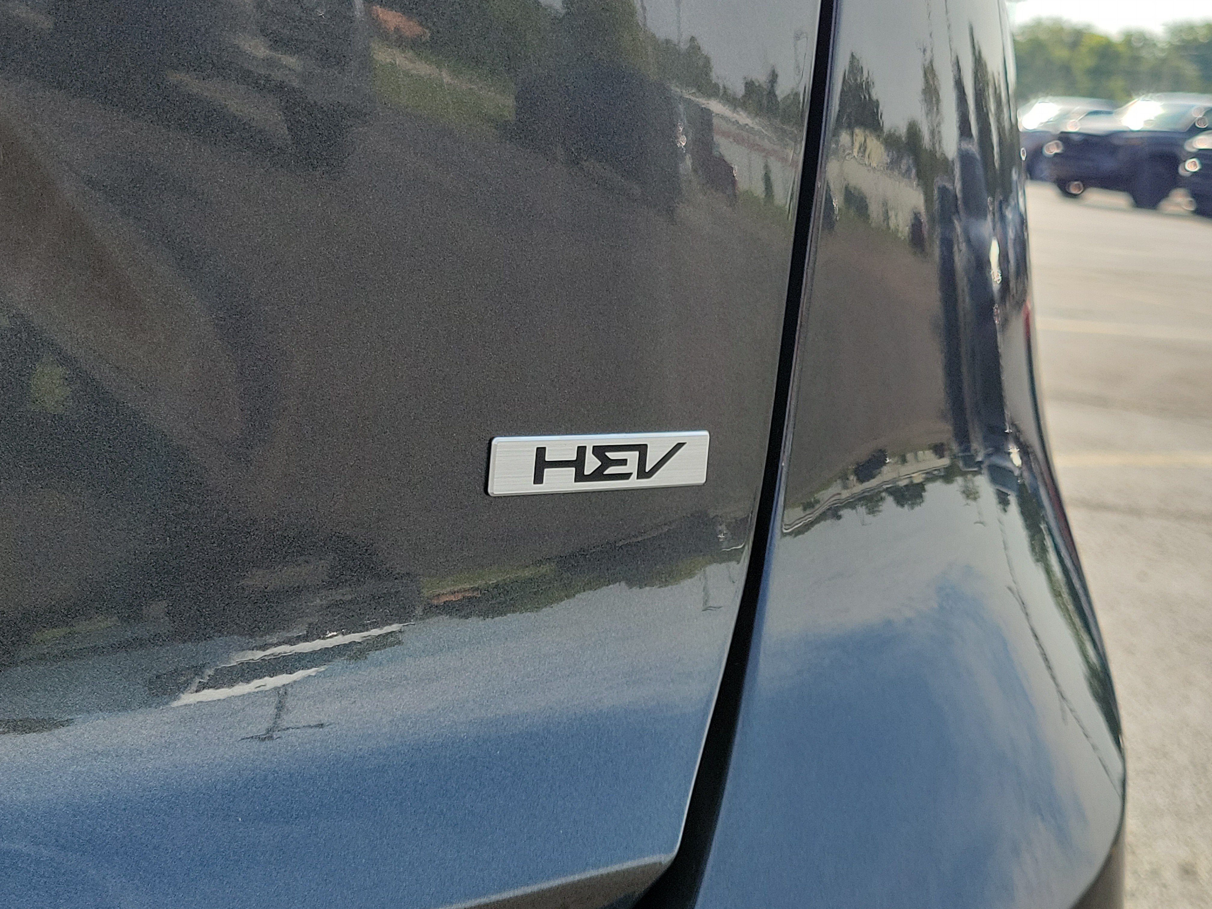 Used 2025 Kia Niro LX FWD image 7