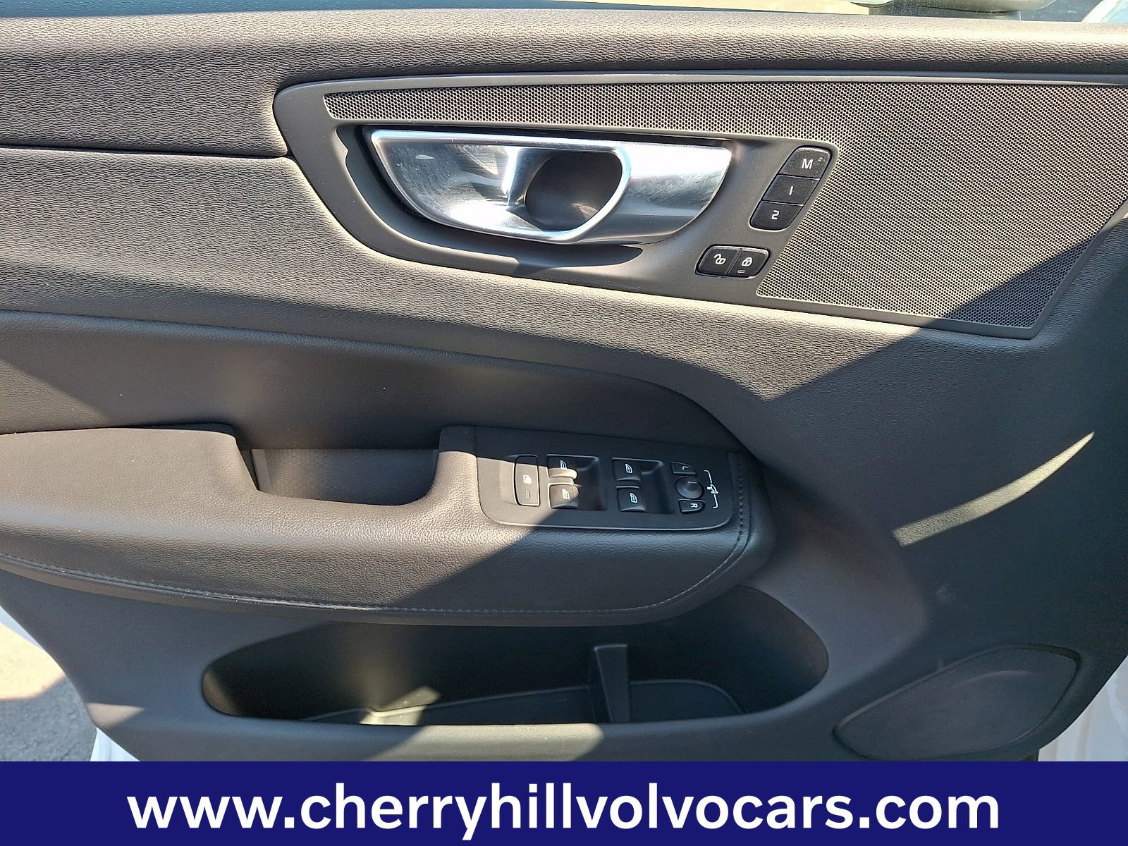 Certified 2023 Volvo XC60 B5 Core image 13