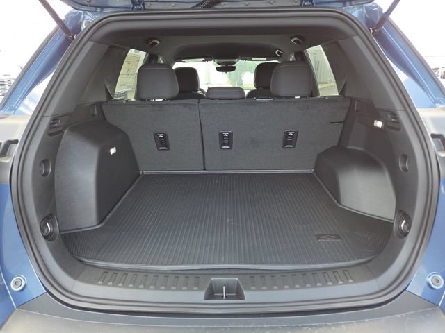 New 2026 Chevrolet Equinox LT w/ Safety and Technology Package AWD/4WD image 19