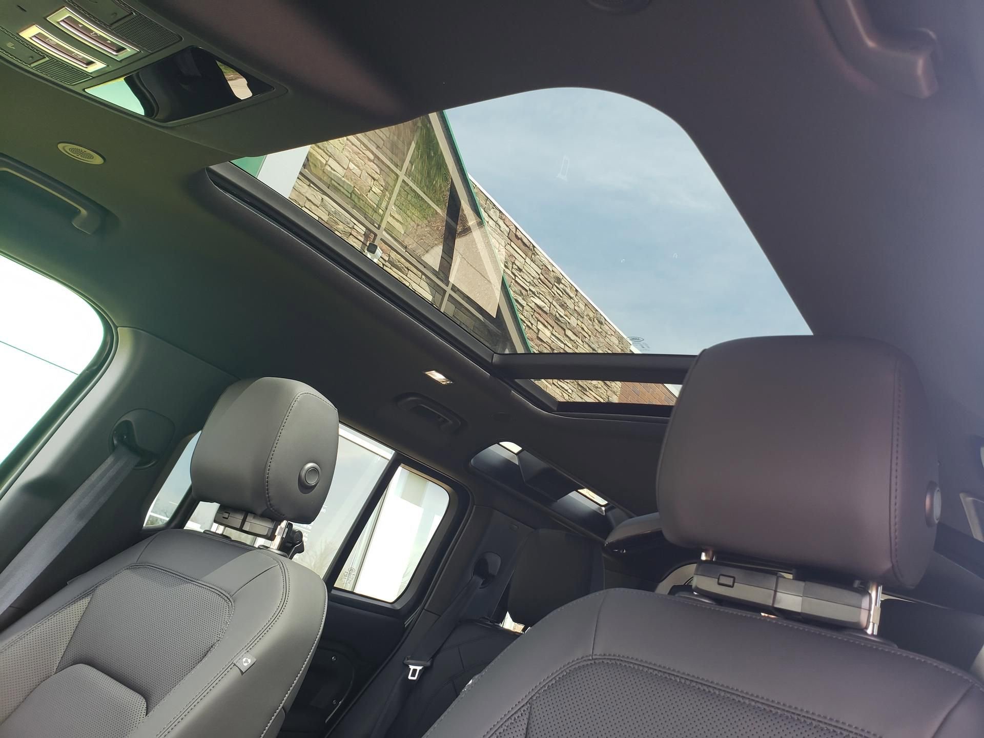 New 2026 Land Rover Defender 110 S AWD/4WD image 19