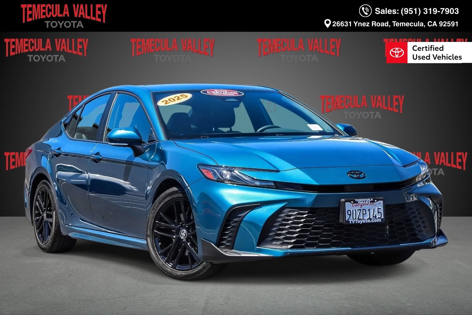 Certified 2025 Toyota Camry SE FWD image 1