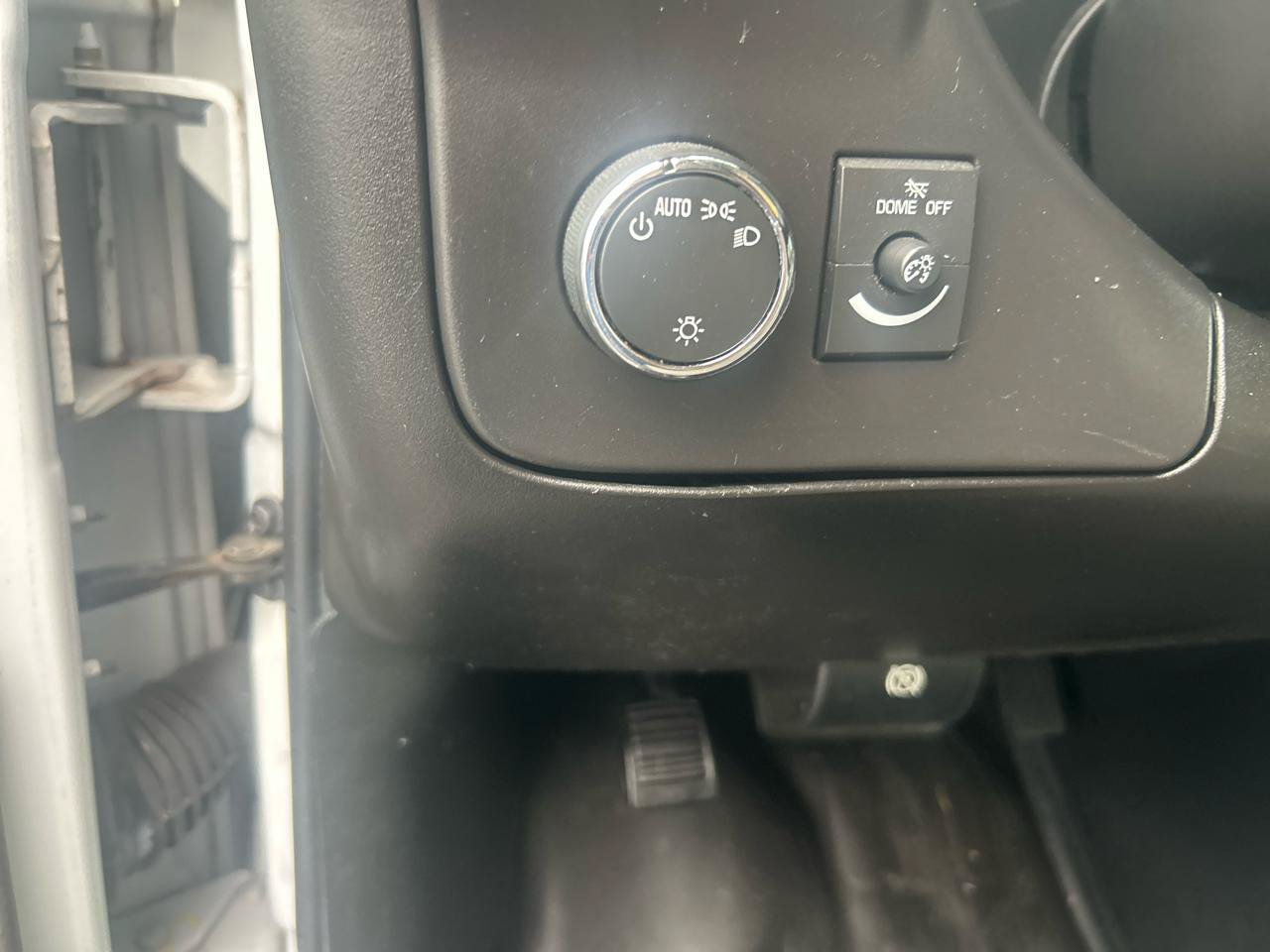Used 2021 Chevrolet Express 3500 RWD image 25