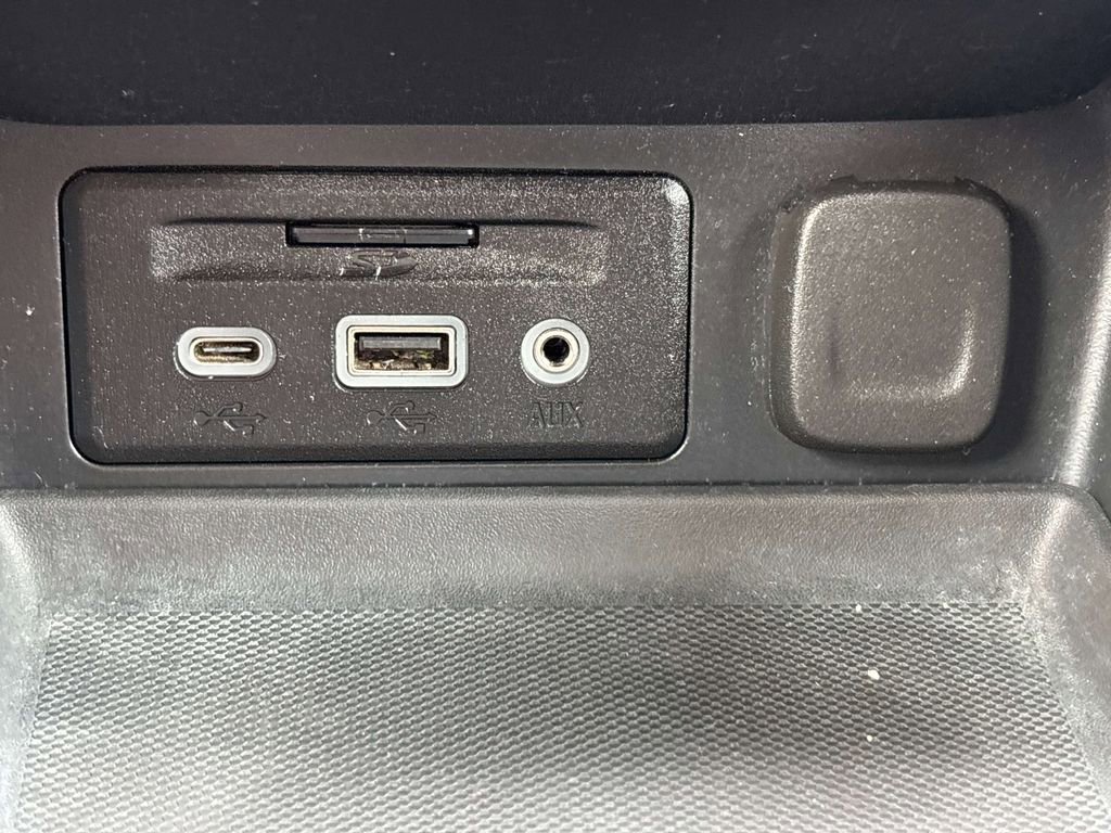 Used 2020 GMC Terrain SLE w/ Driver Convenience Package image 31