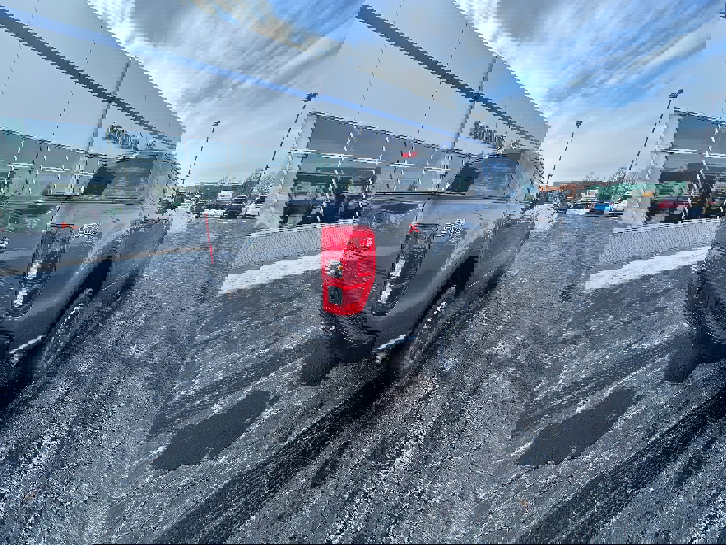 Used 2021 Ford Ranger XL w/ Equipment Group 101A High image 3