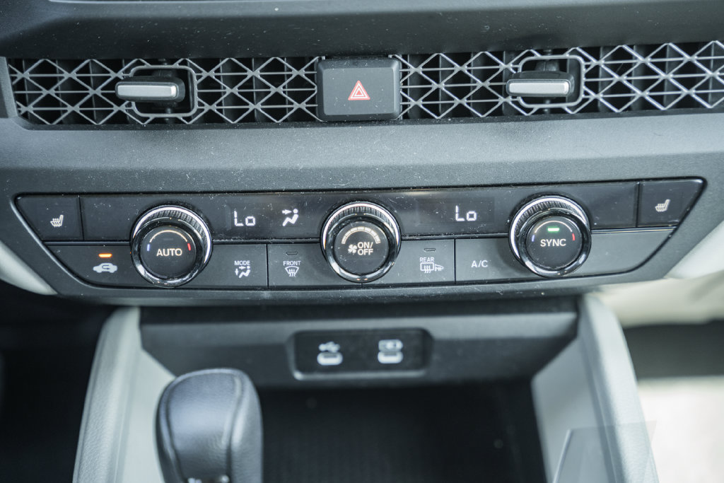 Certified 2023 Honda Accord EX image 19