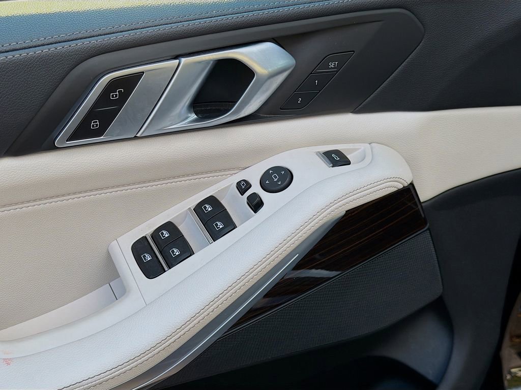 Used 2020 BMW X5 xDrive40i w/ Convenience Package image 23