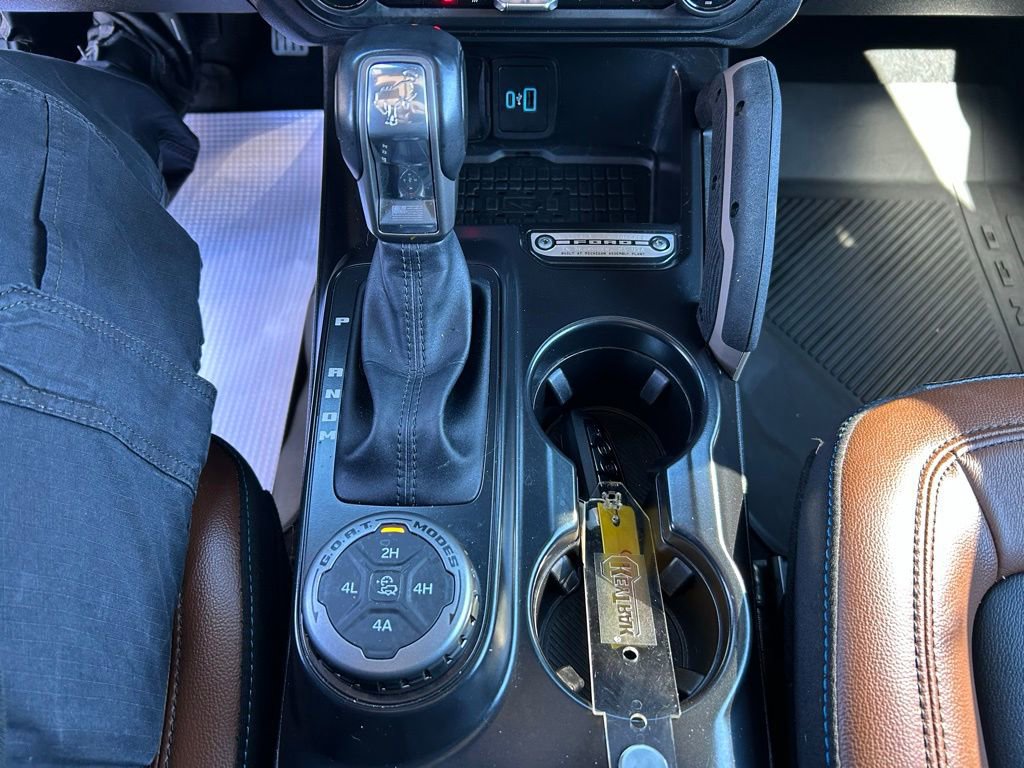 Certified 2024 Ford Bronco Outer Banks w/ Sasquatch Package AWD/4WD image 23