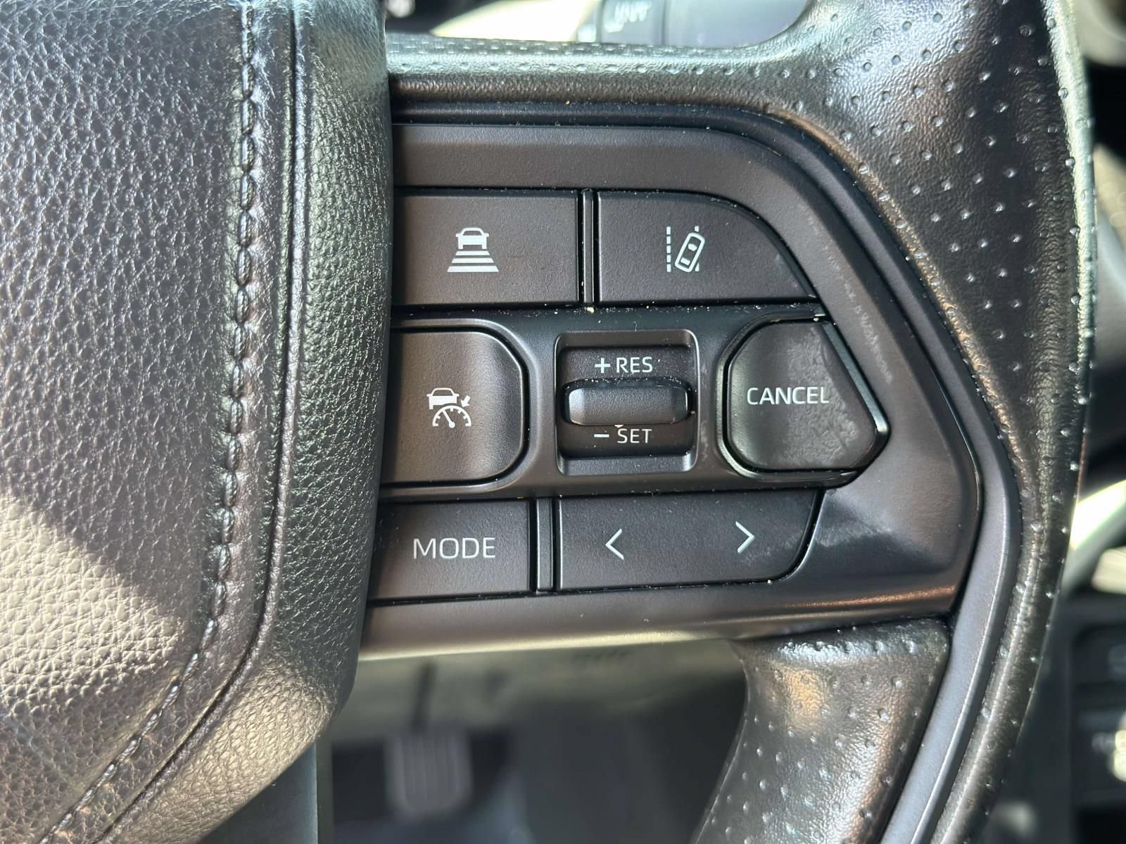 Used 2025 Toyota Tundra SR w/ SR Tow Package AWD/4WD image 18