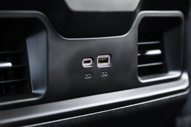 Used 2022 Chevrolet Silverado 1500 LT w/ Protection Package image 19