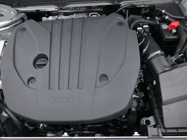 New 2026 Volvo XC90 B5 Plus w/ Protection Package Premier image 36