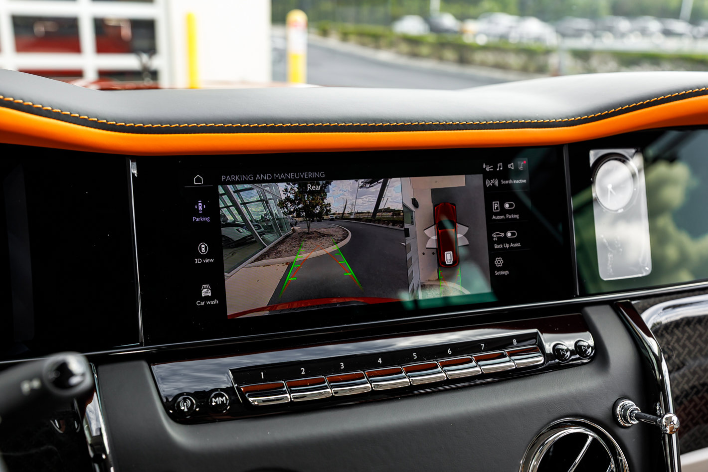 Certified 2026 Rolls-Royce Cullinan Black Badge AWD/4WD image 29