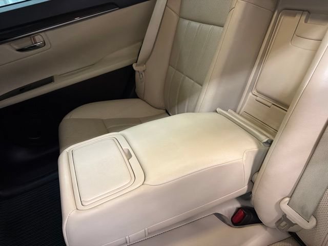 Used 2018 Lexus ES 350 w/ Luxury Package w/Wood Trim FWD image 15