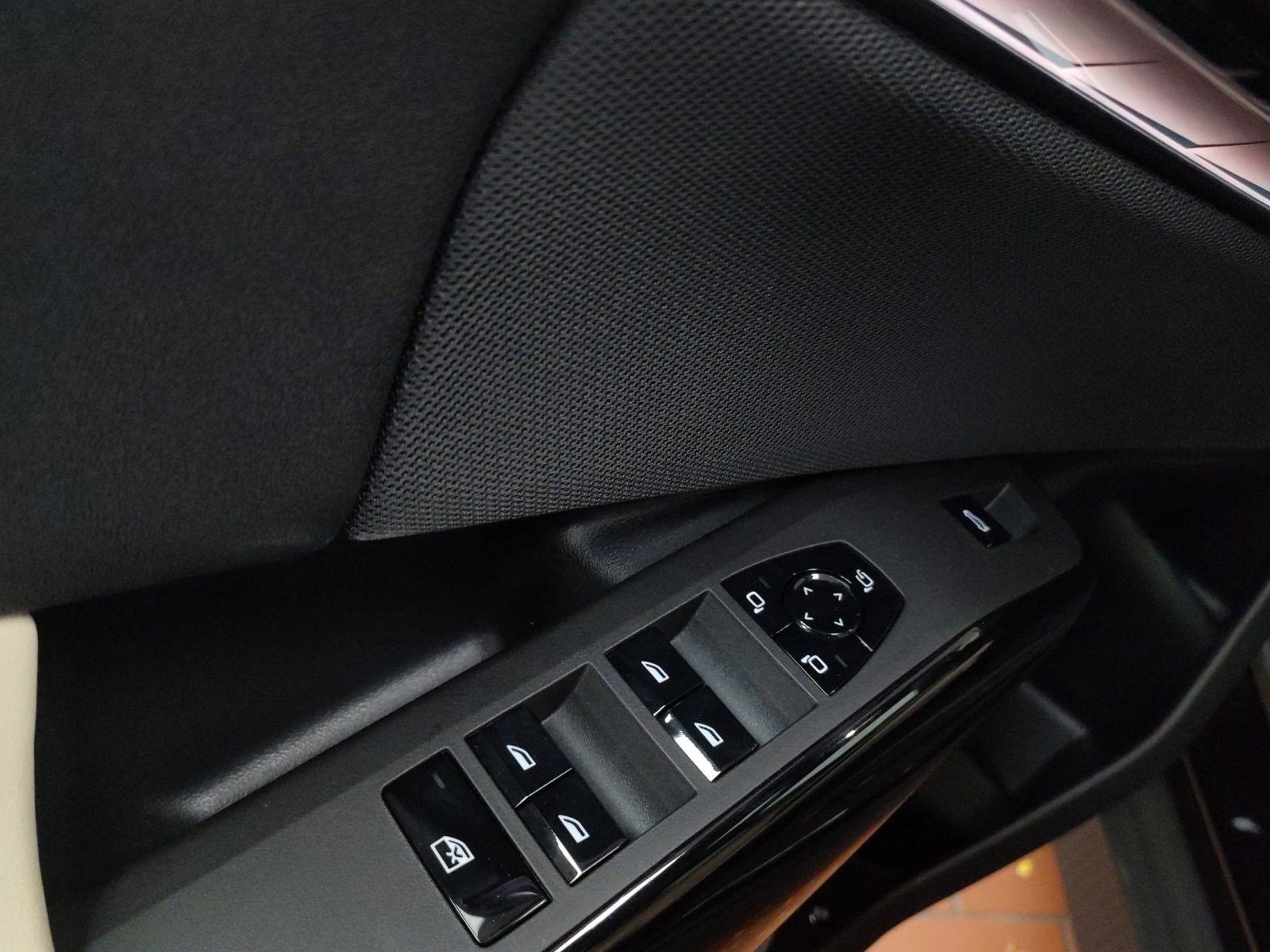 New 2026 BMW X3 xDrive30 w/ Premium Package image 12