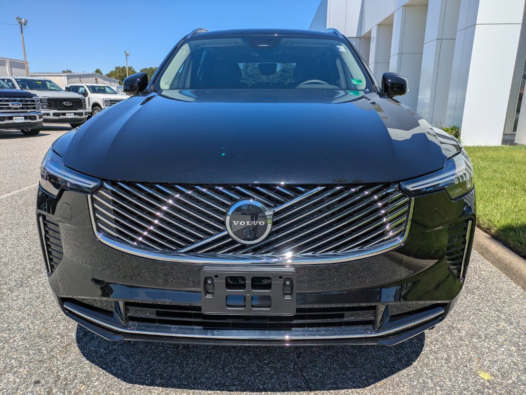 New 2026 Volvo XC90 B6 Plus w/ Protection Package Premier AWD/4WD image 9