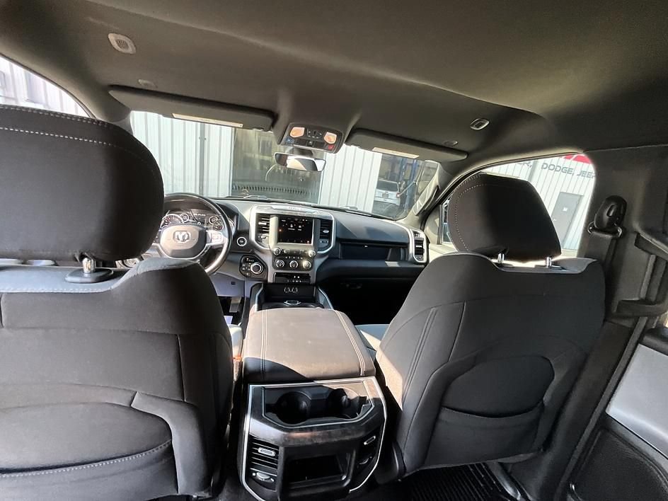 Used 2023 RAM 1500 Big Horn AWD/4WD image 35