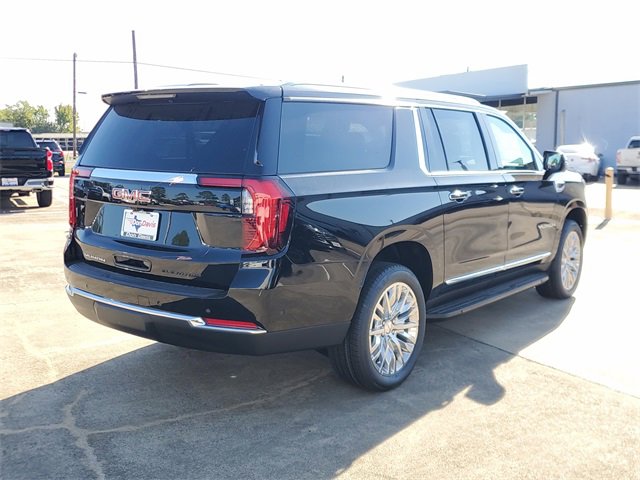 New 2026 GMC Yukon XL Elevation image 3