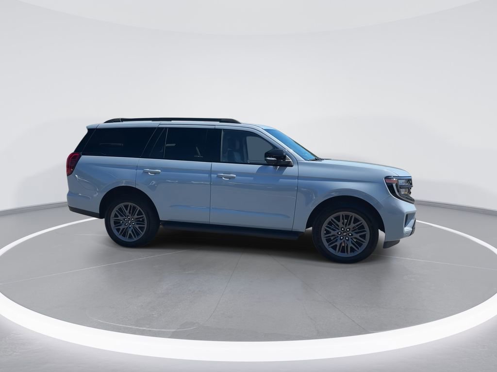 New 2026 Ford Expedition Platinum w/ Stealth Appearance Package AWD/4WD image 9