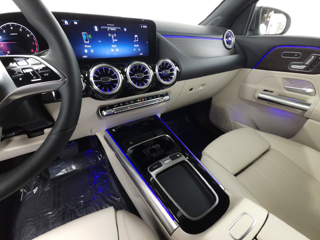 Certified 2026 Mercedes-Benz GLA 250 4MATIC image 15