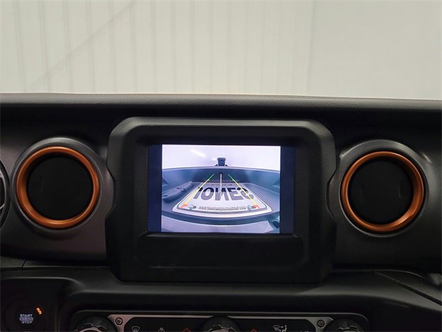 Used 2021 Jeep Gladiator Mojave w/ Cold Weather Group image 23