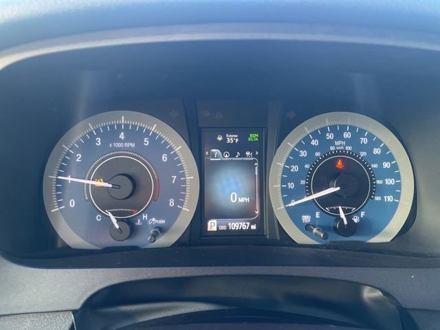 Used 2020 Toyota Sienna XLE image 23