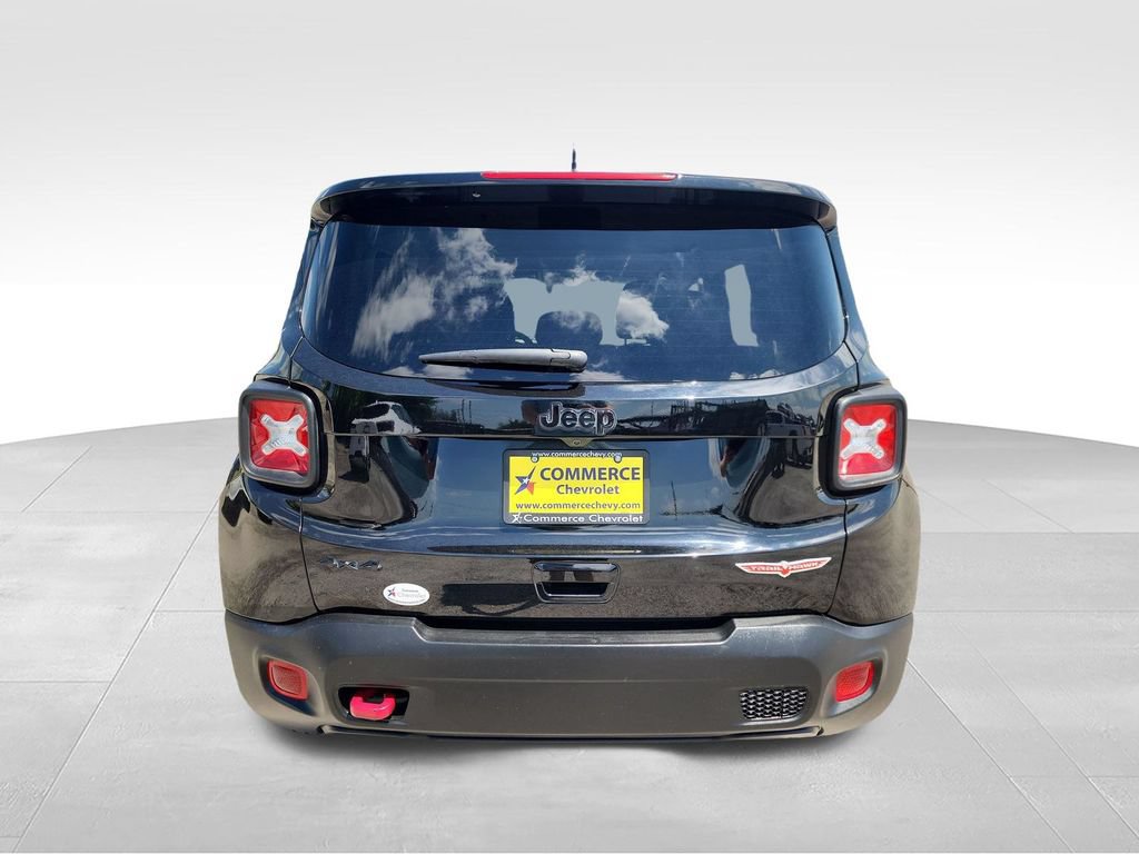 Used 2023 Jeep Renegade Trailhawk AWD/4WD image 8