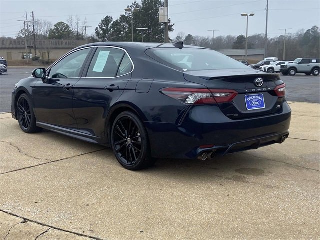 Used 2021 Toyota Camry XSE image 4