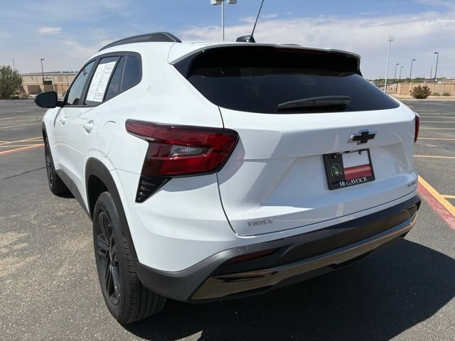 Used 2025 Chevrolet Trax ACTIV FWD image 4