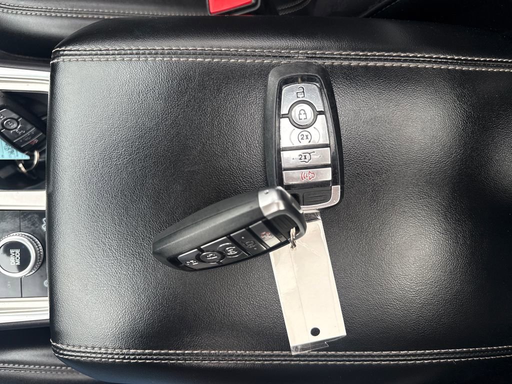 Used 2023 Ford Explorer XLT w/ Equipment Group 202A image 36