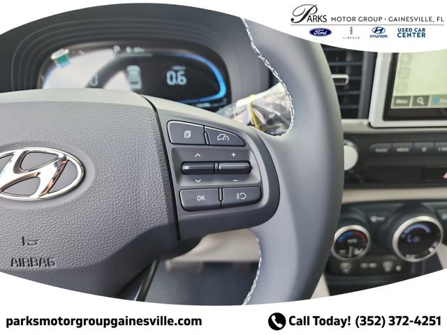 New 2025 Hyundai Venue Limited image 26
