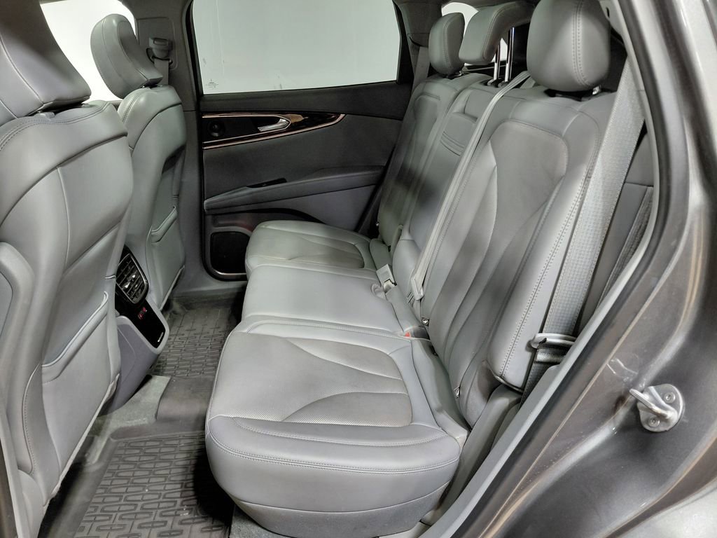 Used 2022 Lincoln Nautilus Reserve w/ Equipment Group 201A AWD/4WD image 43