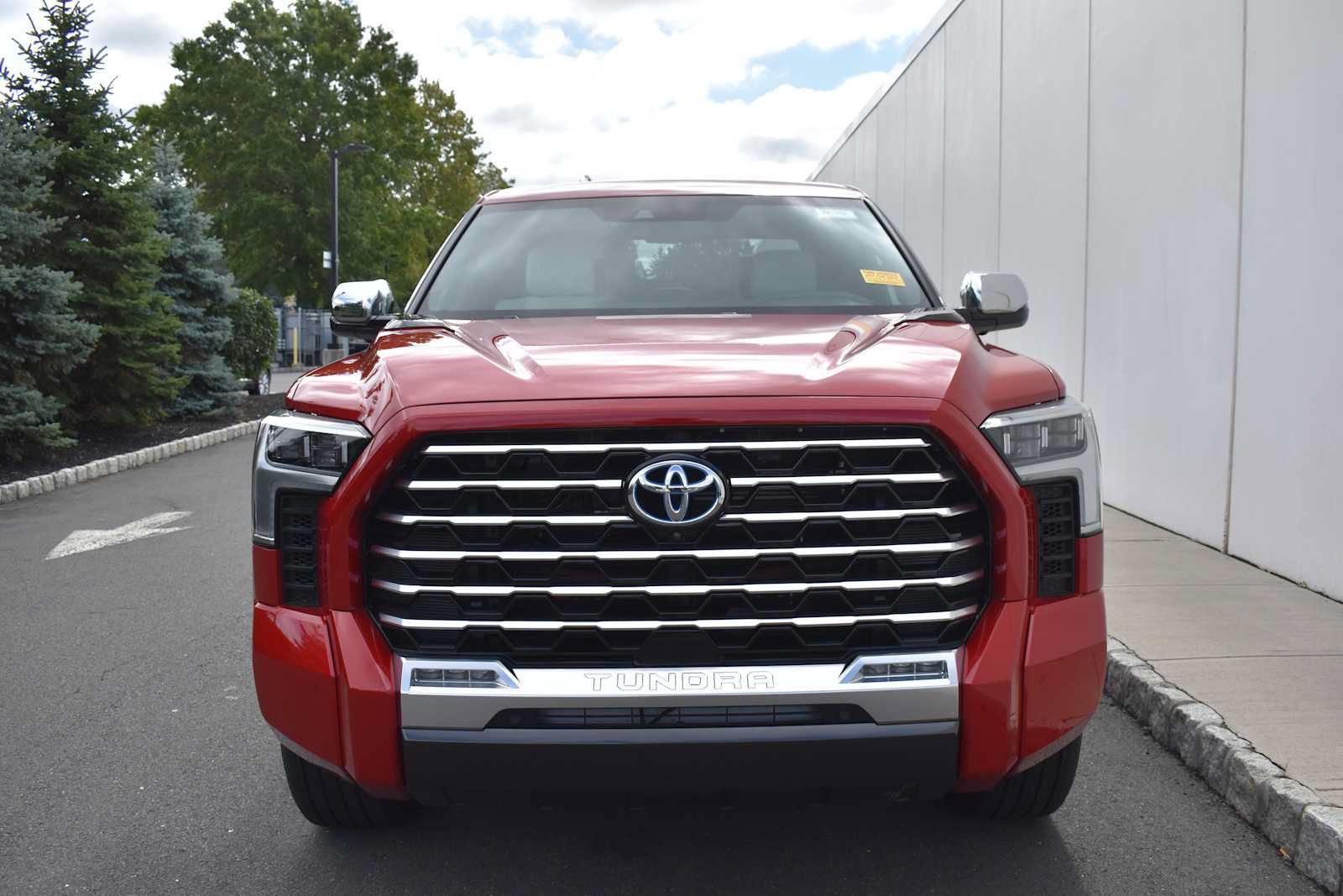 Used 2023 Toyota Tundra Capstone AWD/4WD image 2