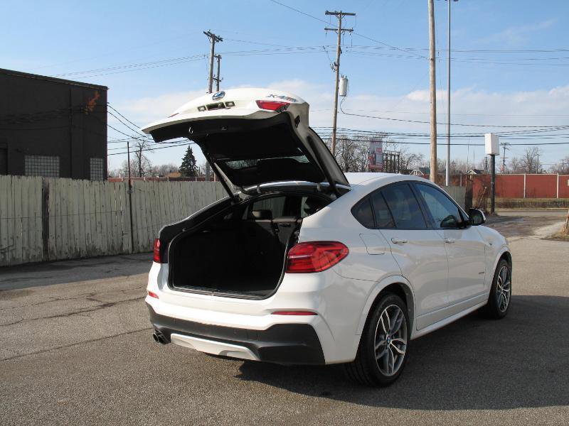 Used 2016 BMW X4 xDrive28i image 9