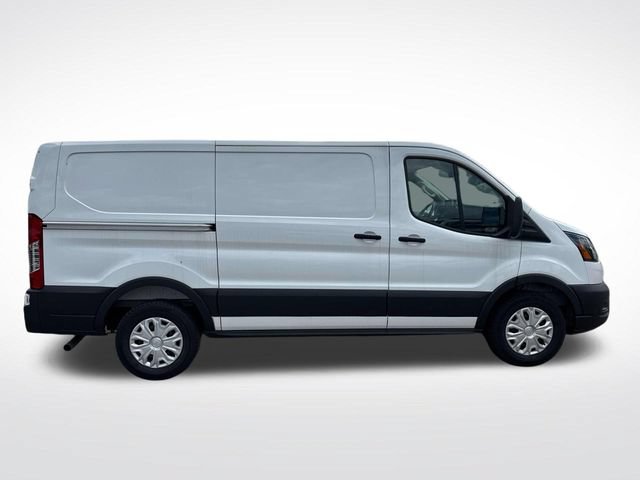 New 2026 Ford Transit 150 Low Roof w/ Load Area Protection Package RWD image 11