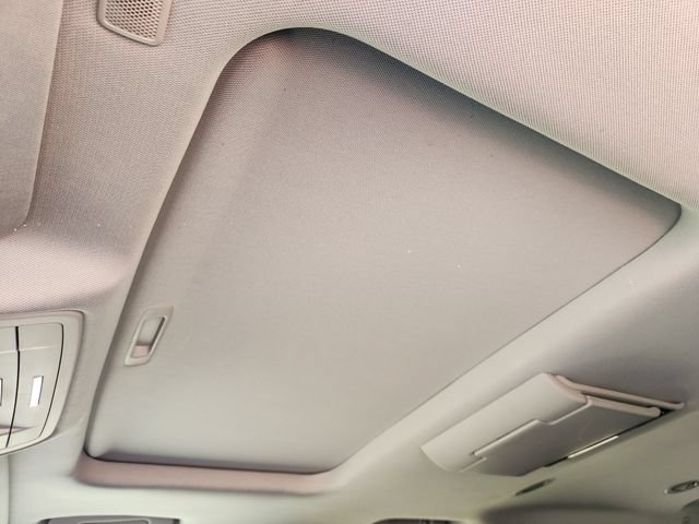 Used 2018 Chevrolet Tahoe Premier AWD/4WD image 25