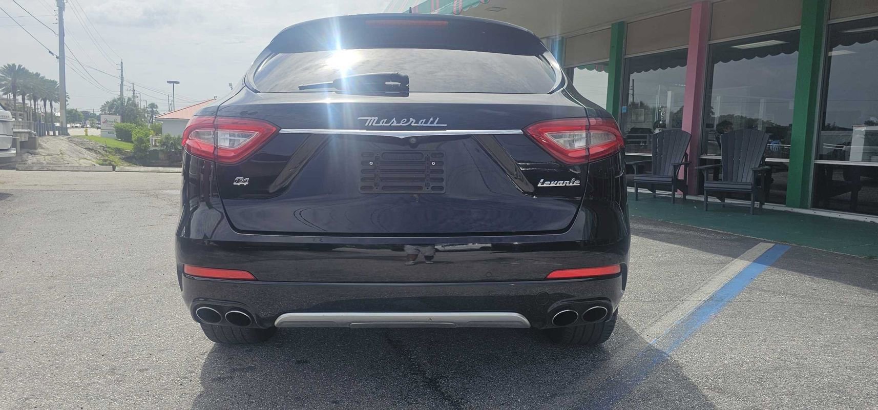 Used 2017 Maserati Levante w/ Luxury Package AWD/4WD image 21