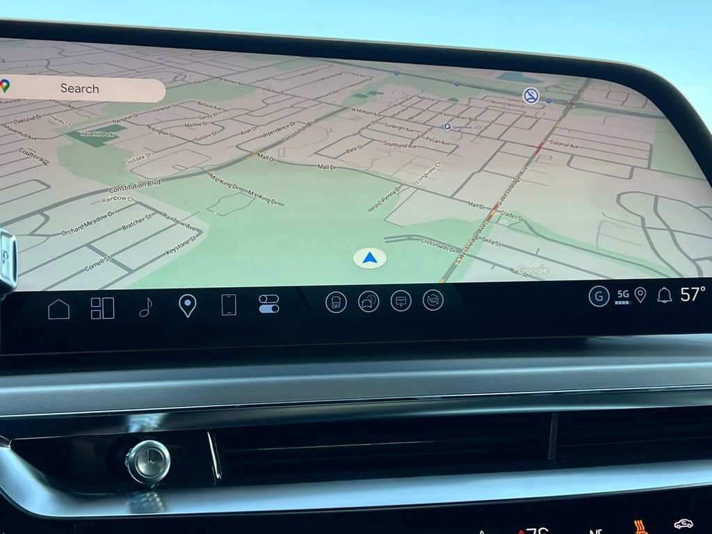 New 2026 Cadillac Lyriq V AWD/4WD image 25