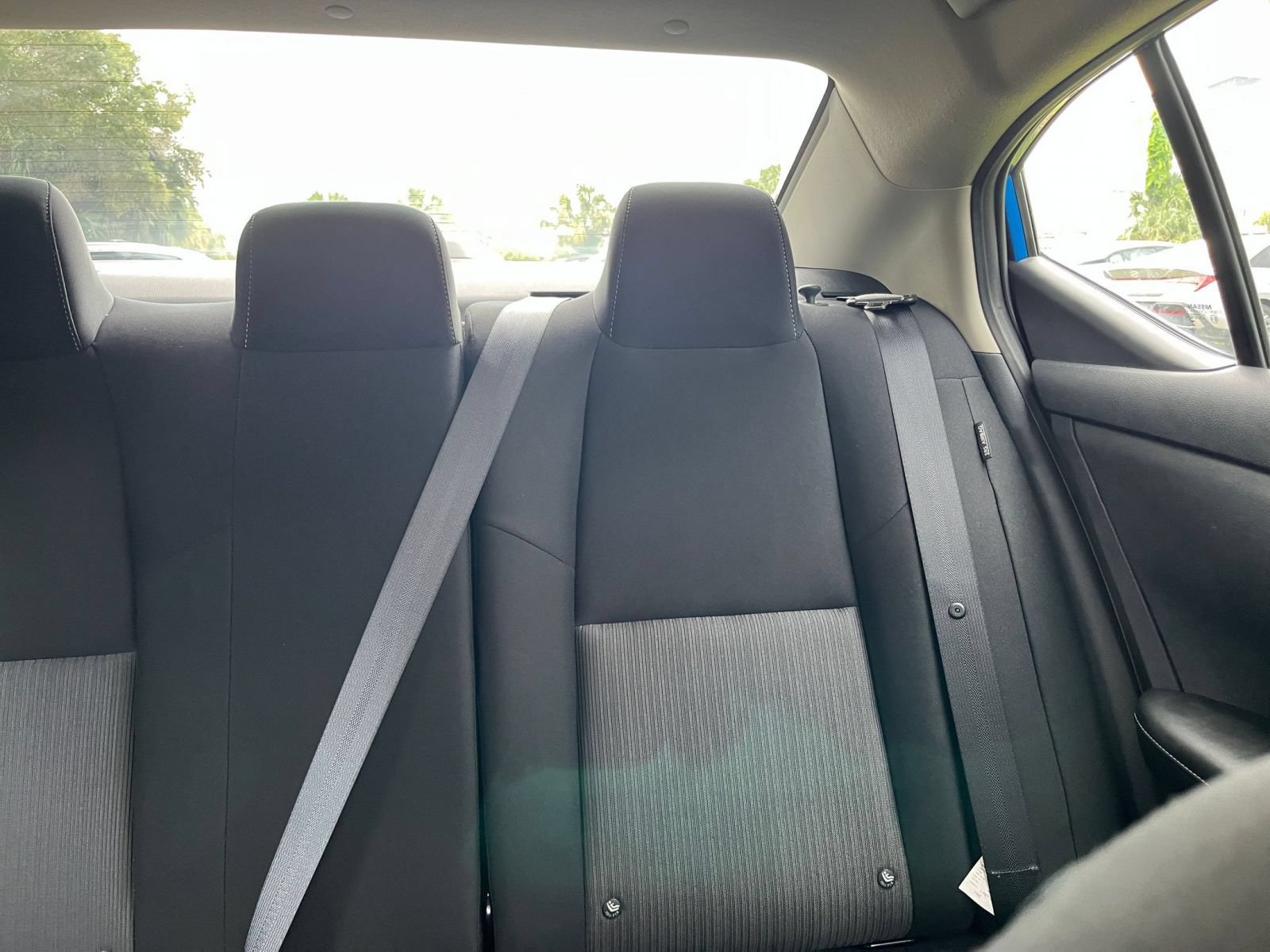 Used 2025 Nissan Sentra SV FWD image 36