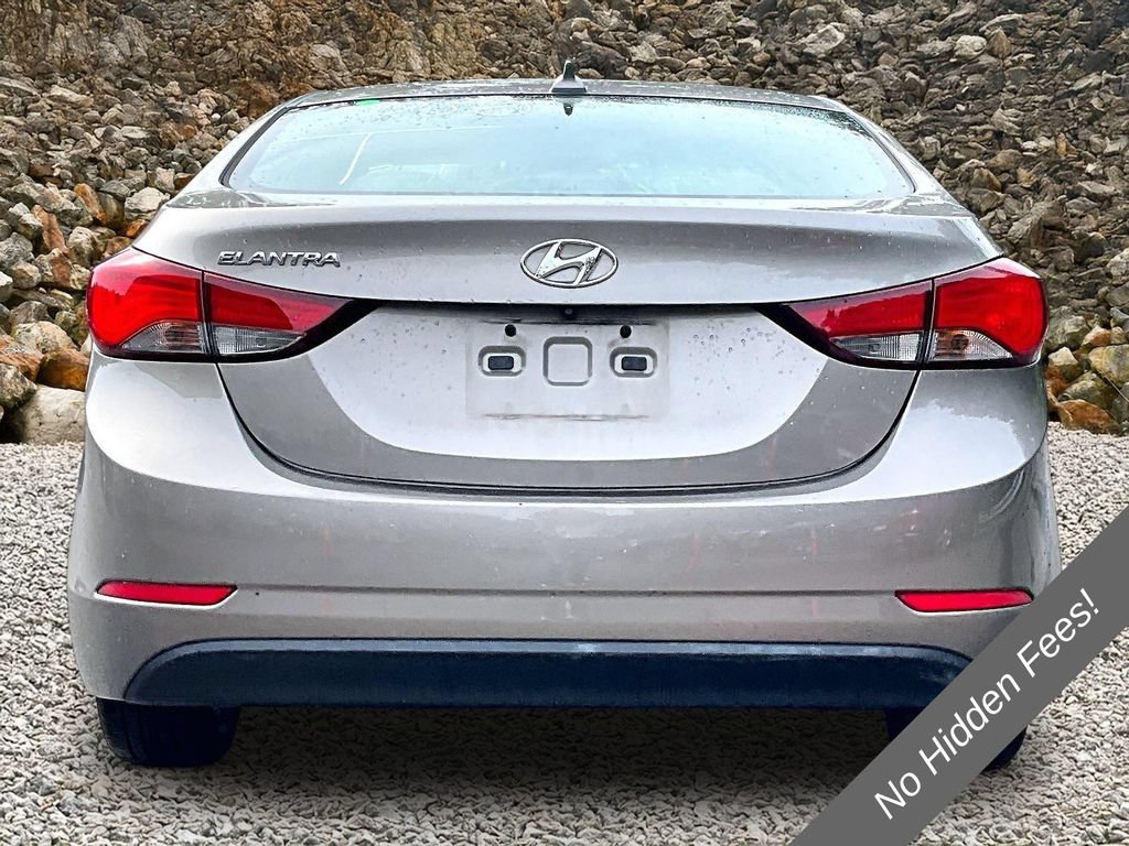 Used 2016 Hyundai Elantra Value Edition FWD image 4