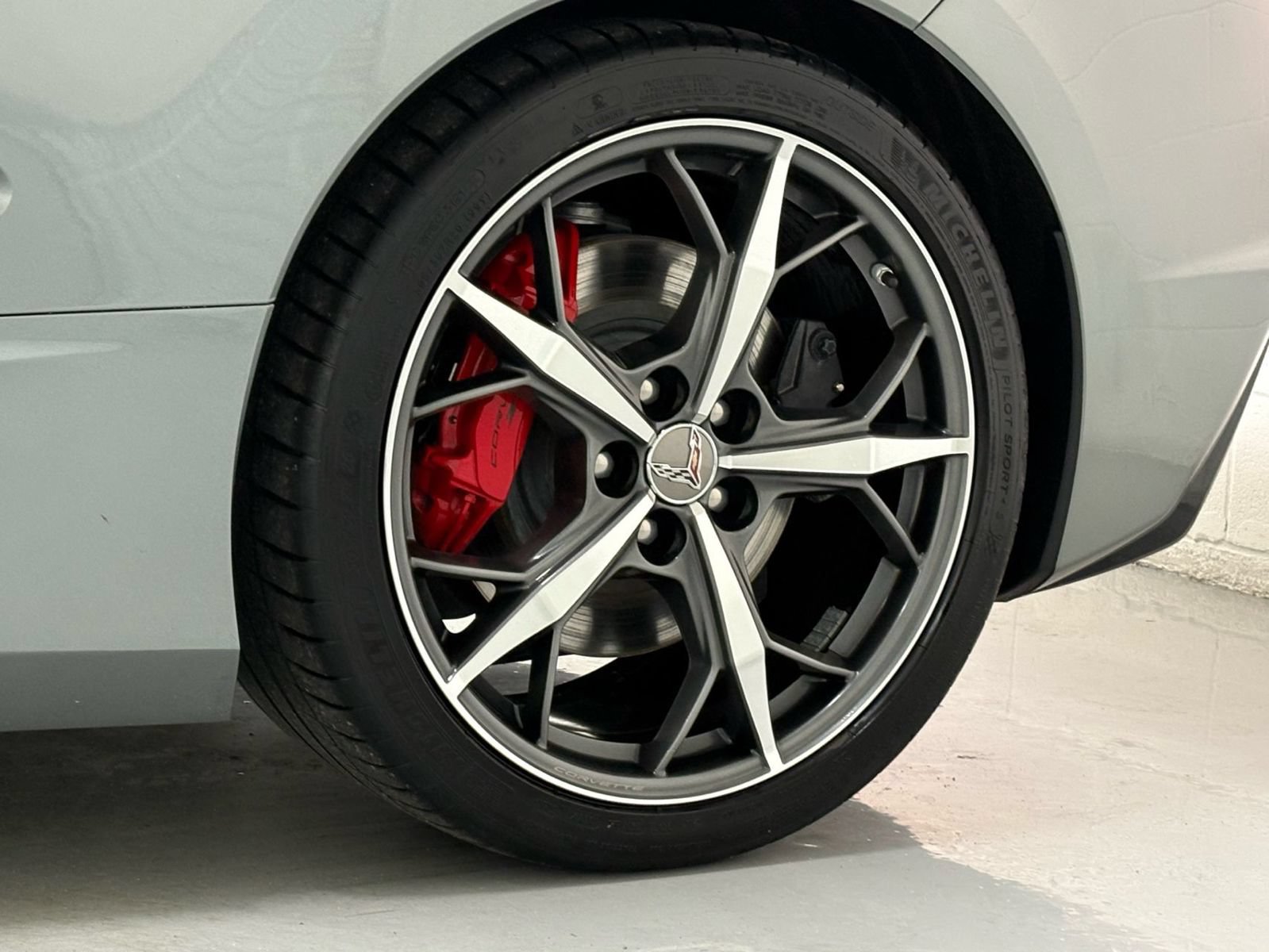 Used 2023 Chevrolet Corvette Stingray Premium Conv w/ Z51 Performance Package RWD image 43